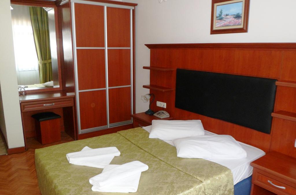 Buyuk Liman Hotel Amasra Buitenkant foto